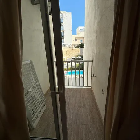 Apartment Shoreside
